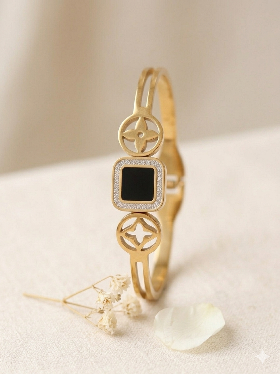 Elegance Square Black Bracelet | Noir Square Sparkle Gold Motif Bracelet