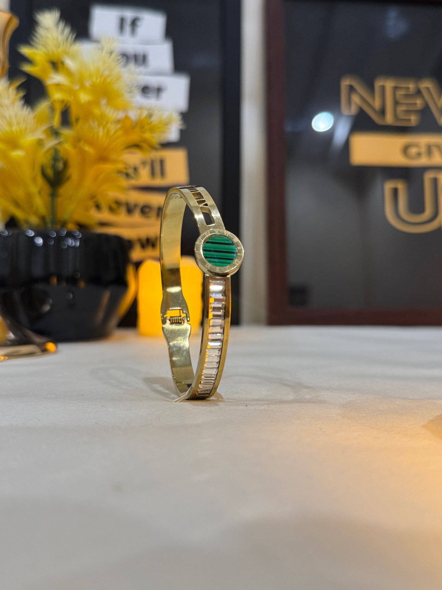 Lamise Emerald Gold Bracelet | Imperial Emerald & Baguette Gold Bracelet