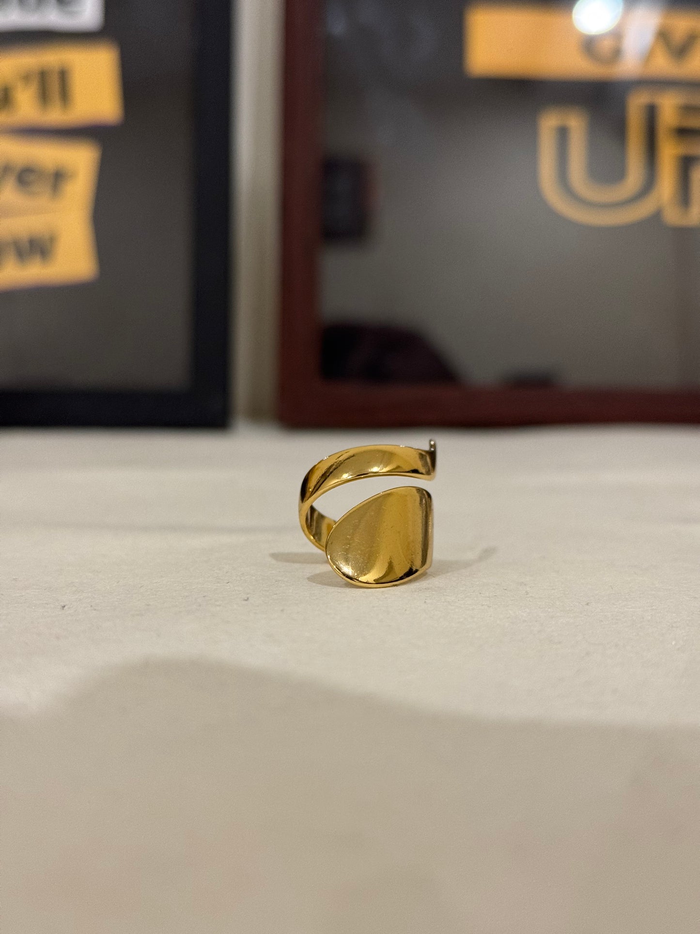 Lamise Golden Twist Ring